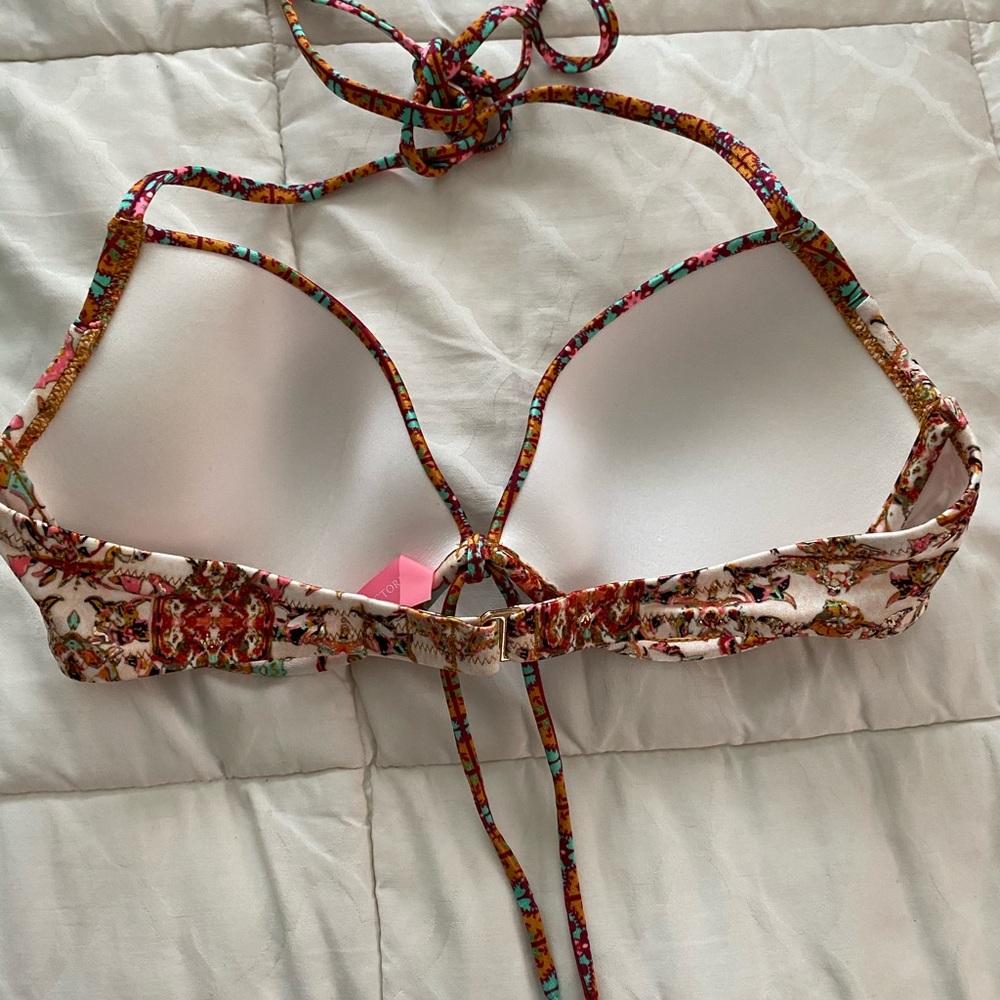 Bikini top